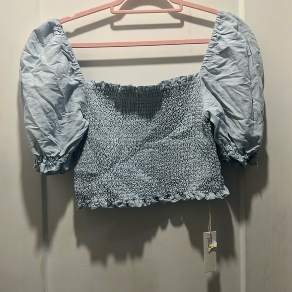 NWT Blanknyc cropped top size L. - Picture 1 of 3